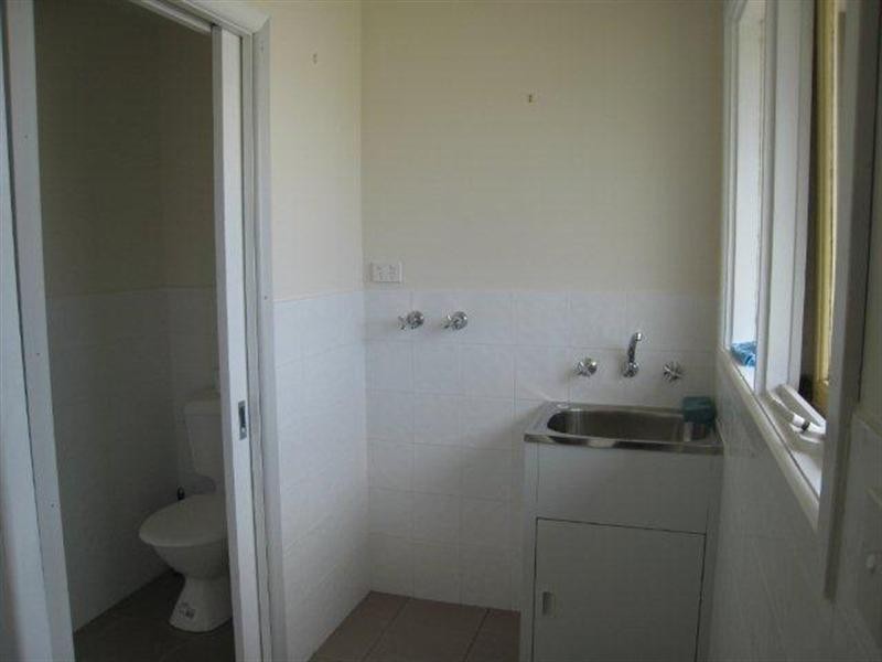 77 Wattleglen Street, Craigieburn VIC 3064