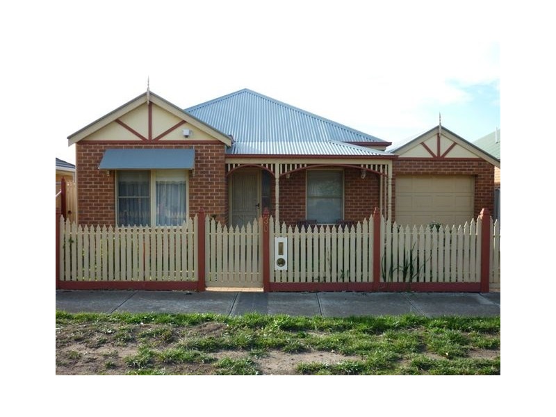 30 Willmott Drive, Craigieburn VIC 3064