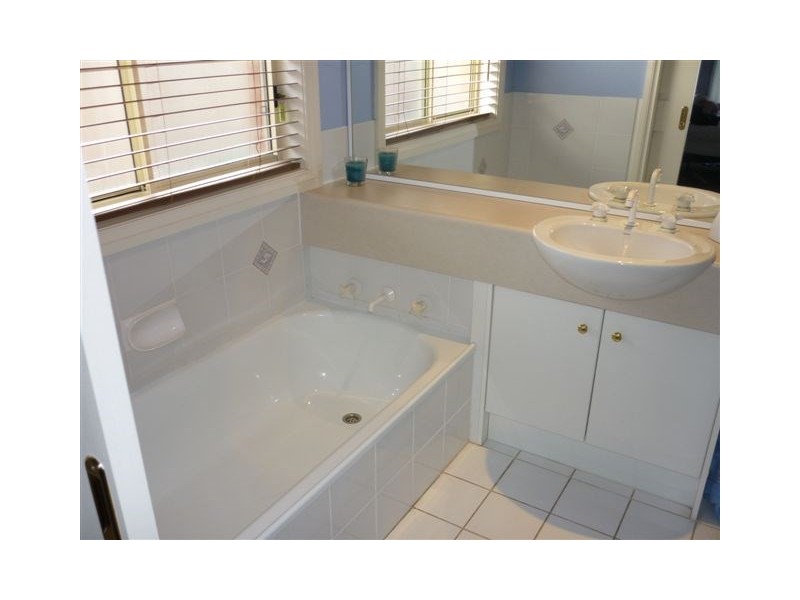 30 Willmott Drive, Craigieburn VIC 3064