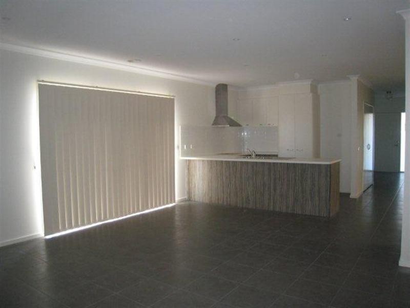 lot 1514 Tooradin Crescent, Doreen VIC 3754