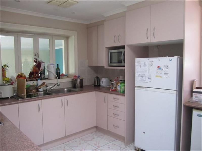 38 Dianne Avenue, Craigieburn VIC 3064