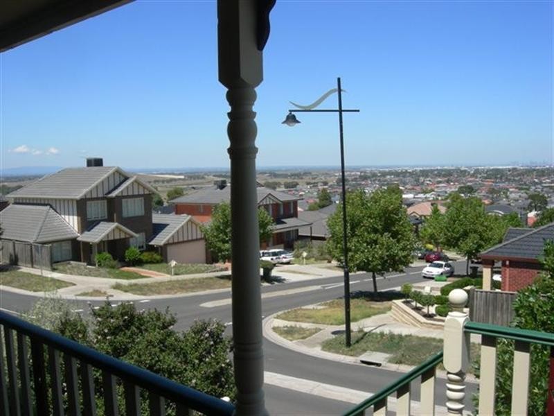 56 Excelsior Heights, Craigieburn VIC 3064