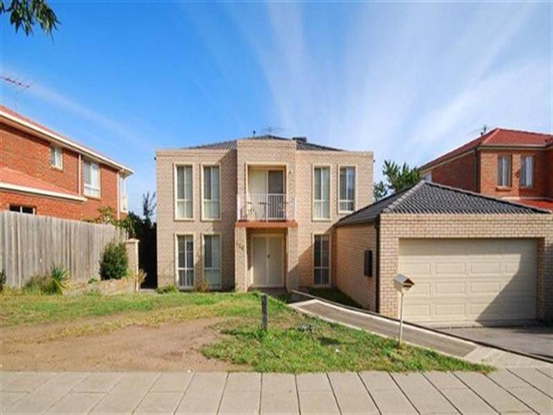 126 Mcpherson Boulevard, Roxburgh Park VIC 3064