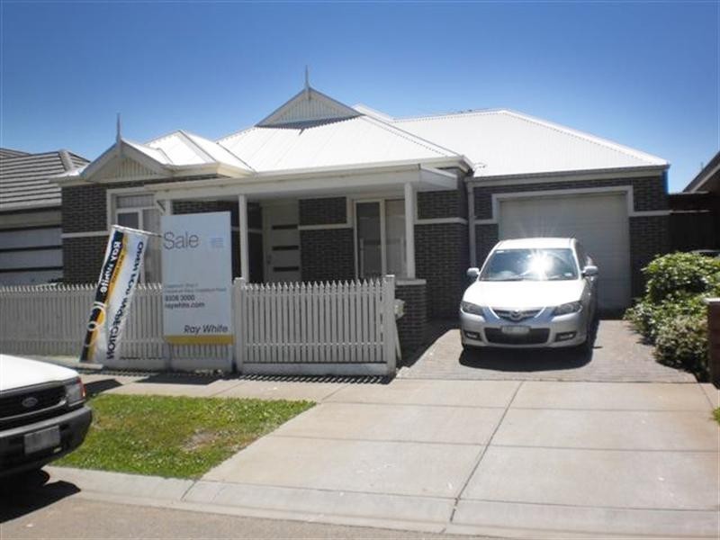 27 The Garlands, Craigieburn VIC 3064