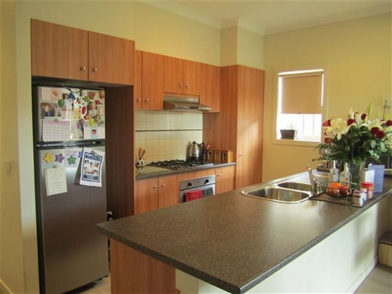 27 The Garlands, Craigieburn VIC 3064