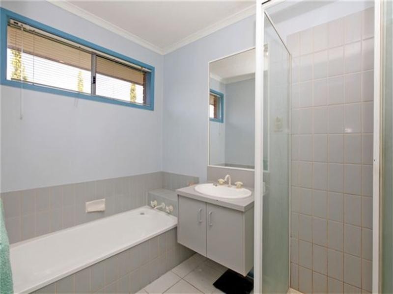 3 Bradworth Street, Craigieburn VIC 3064