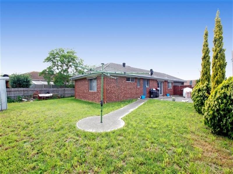 3 Bradworth Street, Craigieburn VIC 3064