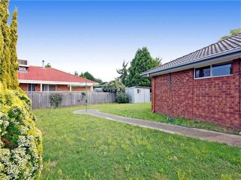 3 Bradworth Street, Craigieburn VIC 3064