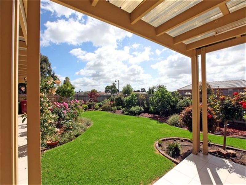 26 Banyalla Avenue, Roxburgh Park VIC 3064