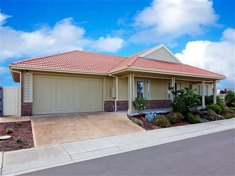 26 Banyalla Avenue, Roxburgh Park VIC 3064