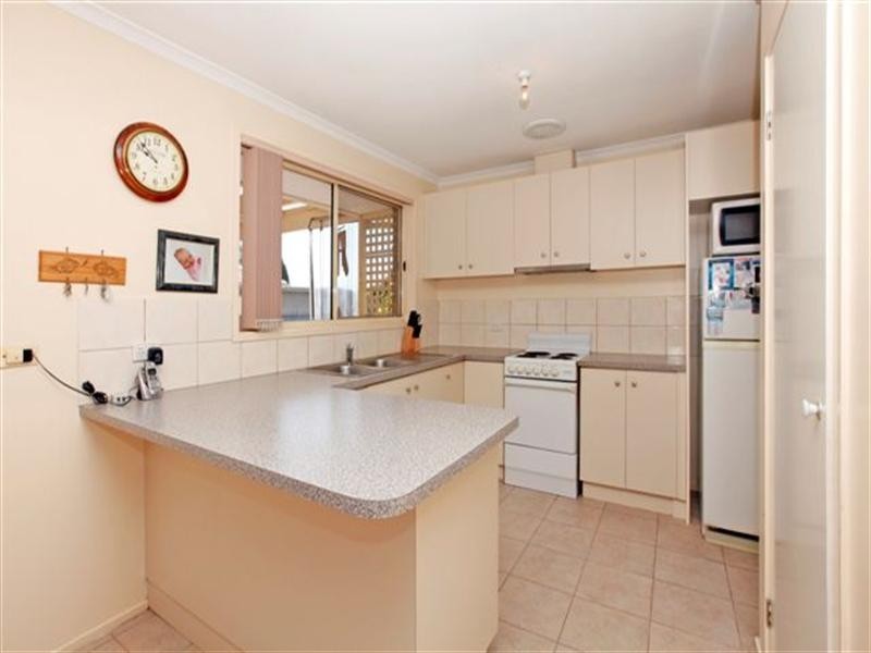 53 Gillingham Crescent, Craigieburn VIC 3064