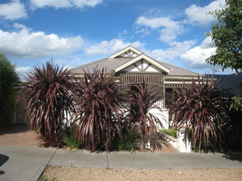 9 Reay Drive, Craigieburn VIC 3064
