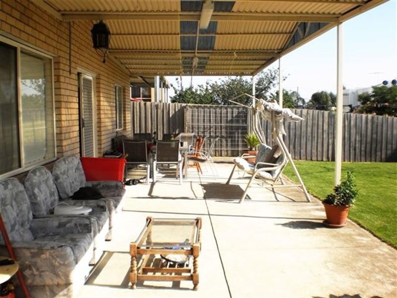126 Mcpherson Boulevard, Roxburgh Park VIC 3064