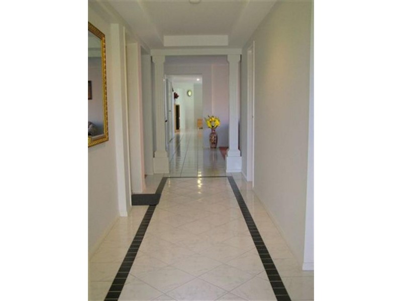 4 Boyden Square, Roxburgh Park VIC 3064