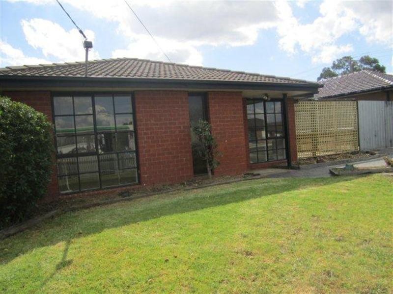 71 Hanson Road, Craigieburn VIC 3064