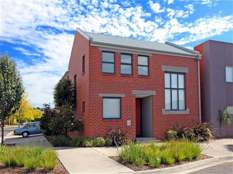 10 Gunning Lane, Craigieburn VIC 3064