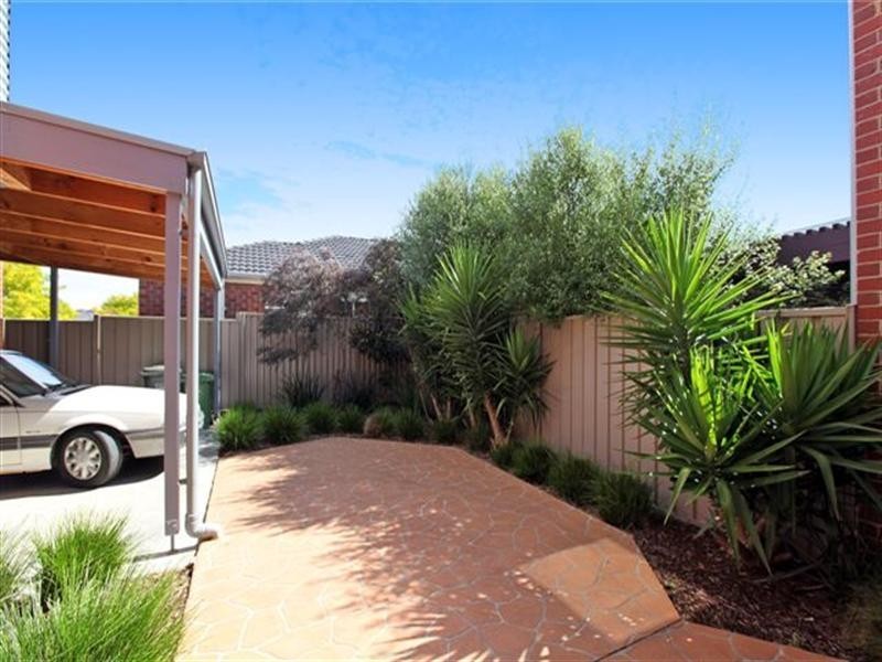 10 Gunning Lane, Craigieburn VIC 3064