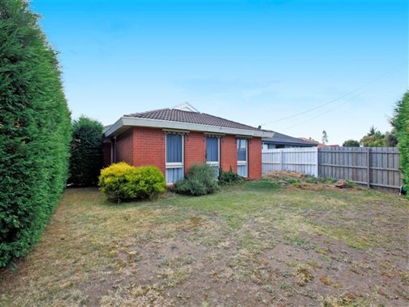16 Riversdale Street, Craigieburn VIC 3064