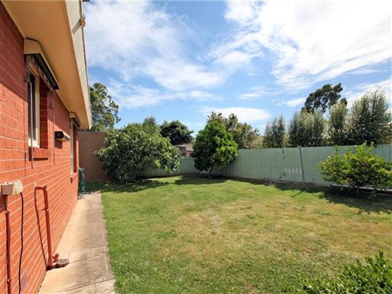 16 Riversdale Street, Craigieburn VIC 3064