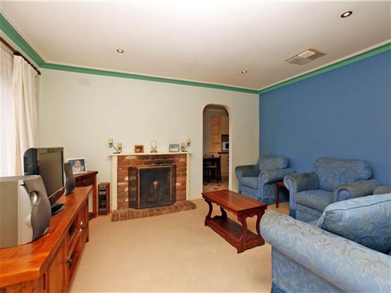 42 Field Street, Craigieburn VIC 3064