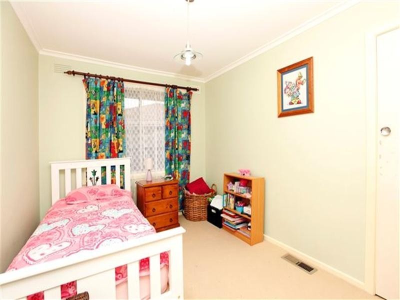 42 Field Street, Craigieburn VIC 3064