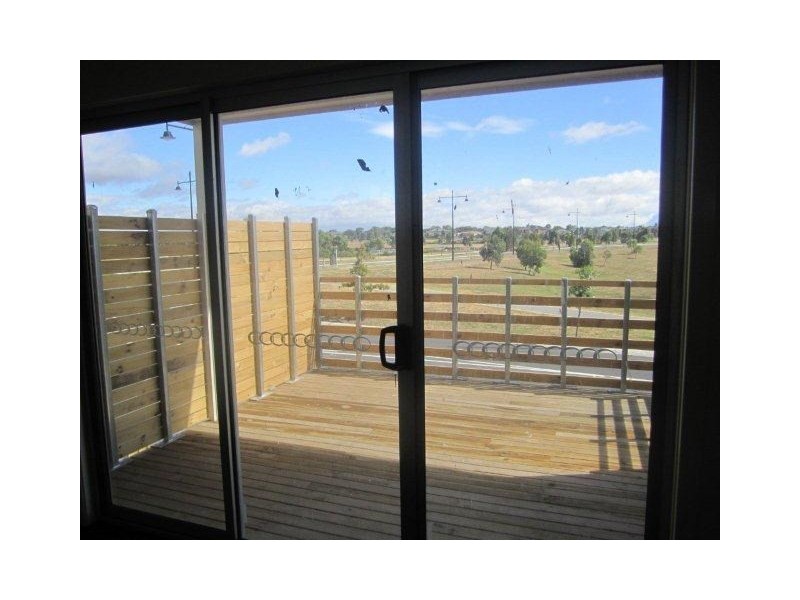 105 Creekwood Drive, Craigieburn VIC 3064