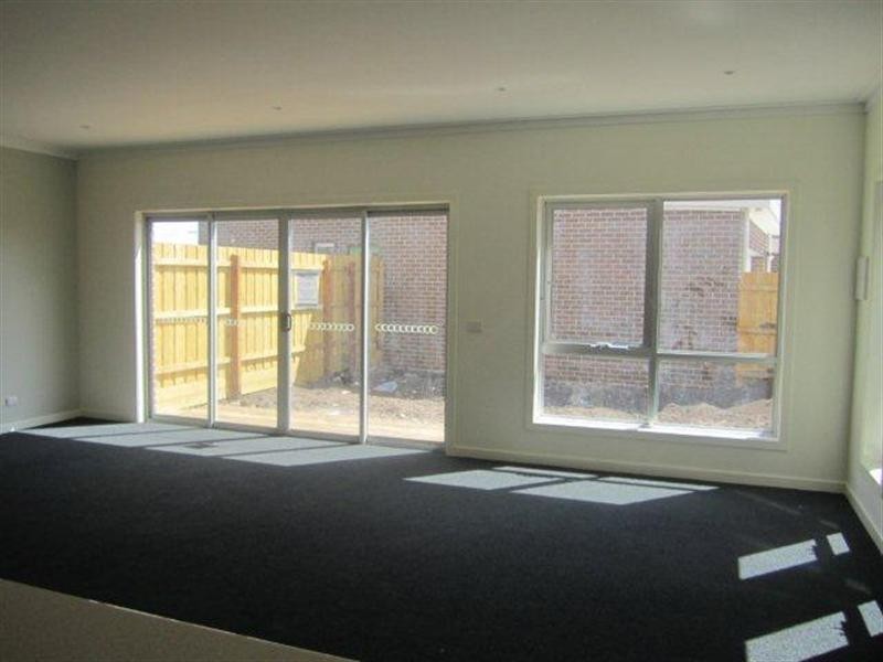 10 Jarrah Place, Craigieburn VIC 3064