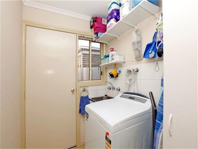 17 Merrivale Place, Roxburgh Park VIC 3064