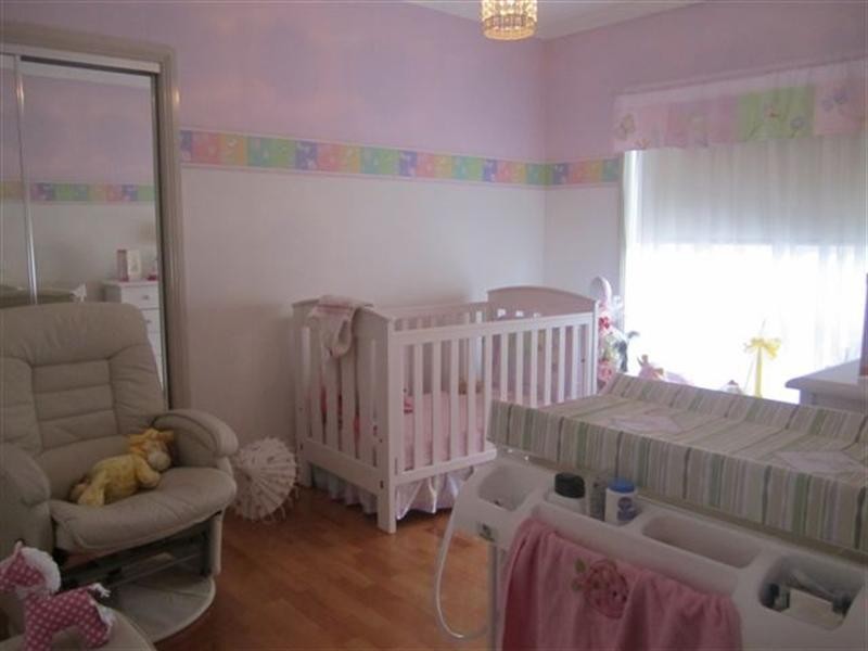 7 Yellowstone Court, Roxburgh Park VIC 3064