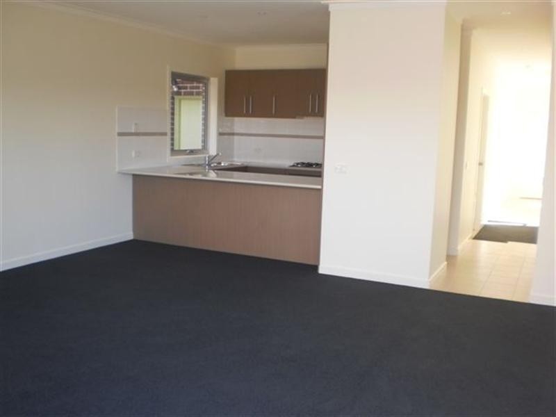 217 Windrock Avenue, Craigieburn VIC 3064