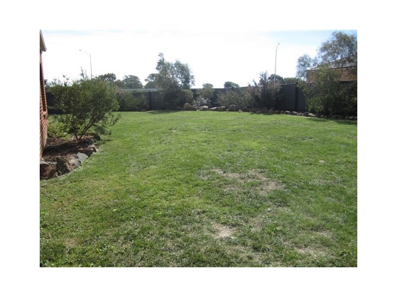 51 Mareeba Way, Craigieburn VIC 3064