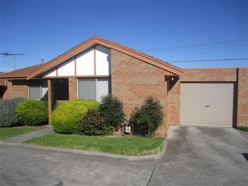 8/50 Rokewood Crescent, Meadow Heights VIC 3048