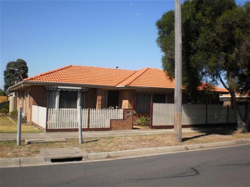 2 Hayle Court, Craigieburn VIC 3064