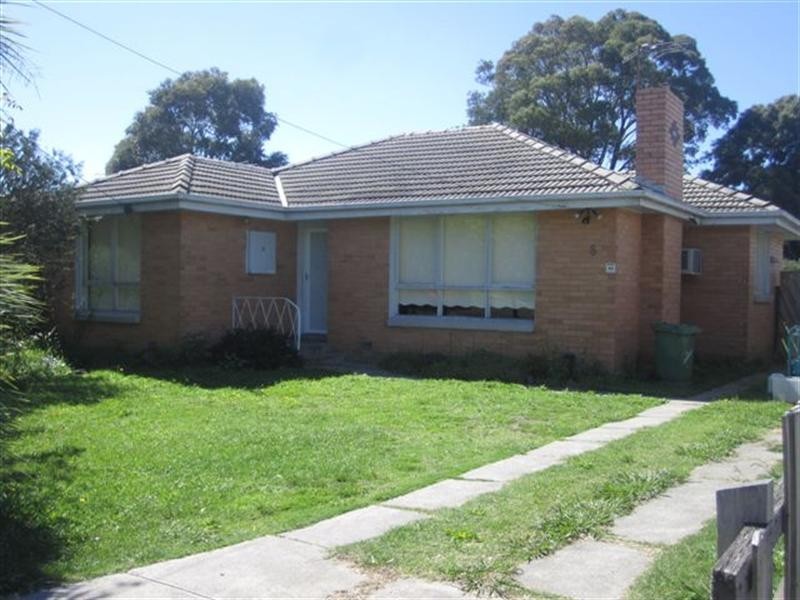 8 Coral Court, Craigieburn VIC 3064