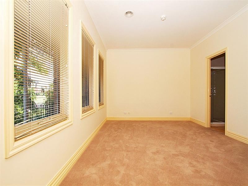 29 Grenville Terrace, Roxburgh Park VIC 3064