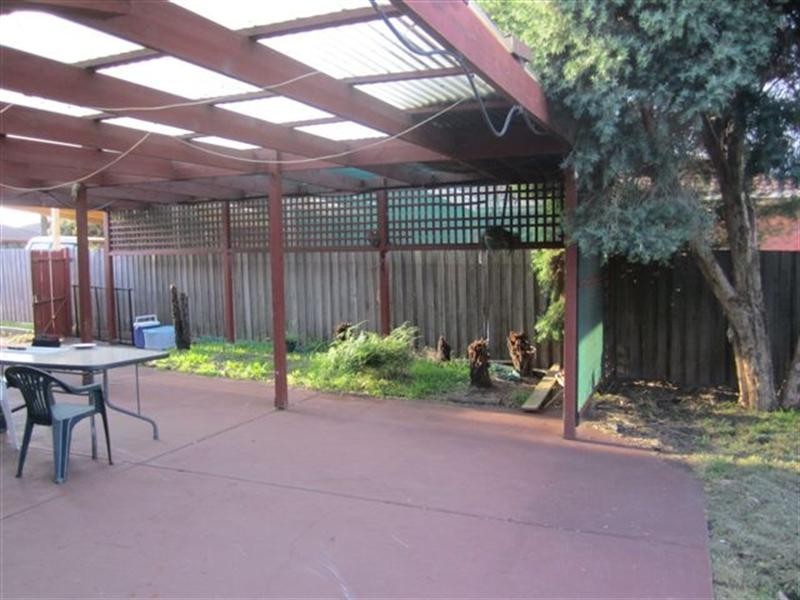 63 Northleigh Avenue, Craigieburn VIC 3064