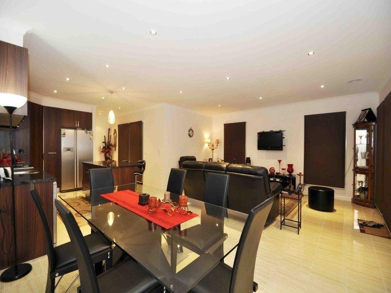 70 Kinglake Crescent, Craigieburn VIC 3064