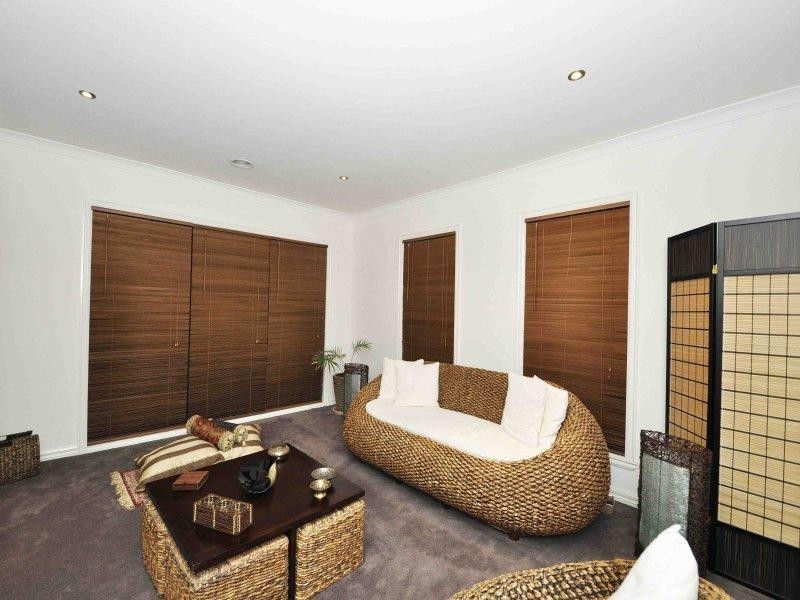 70 Kinglake Crescent, Craigieburn VIC 3064