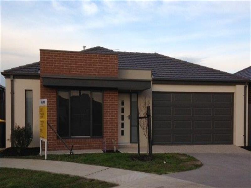 11 Rockwall Drive, Craigieburn VIC 3064