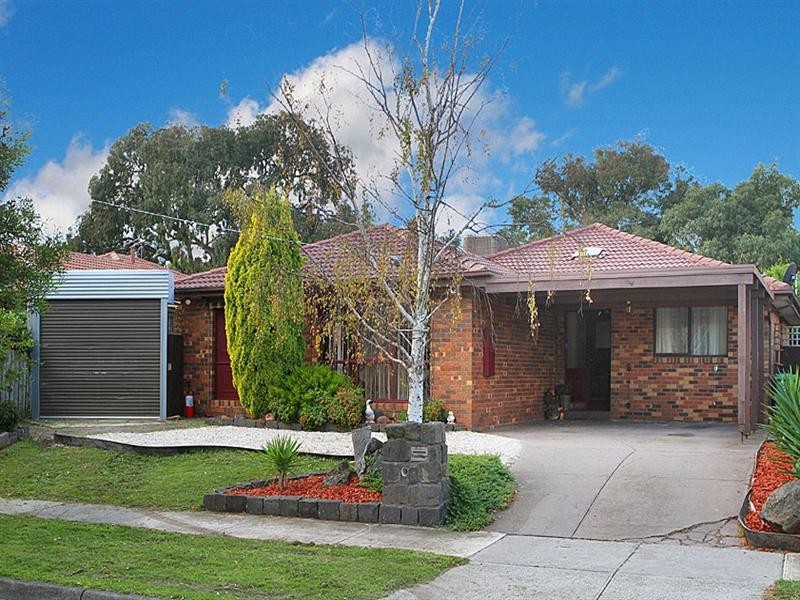 31 Mitford Crescent, Craigieburn VIC 3064