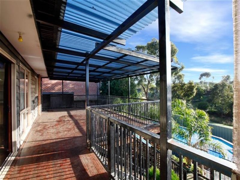 12 Penryn Place, Craigieburn VIC 3064