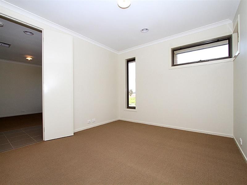 25 Lithgow Street, Beveridge VIC 3753
