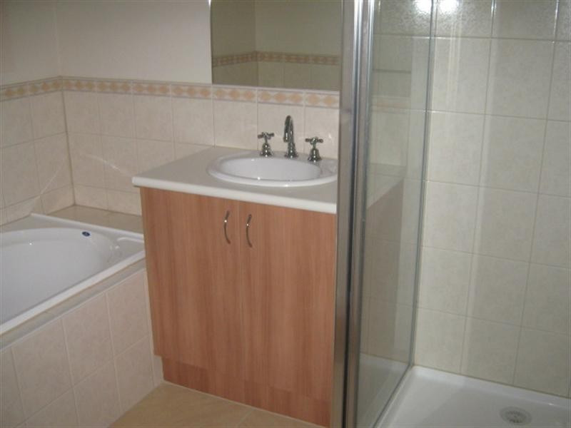 15 Brushwood Circuit, Roxburgh Park VIC 3064