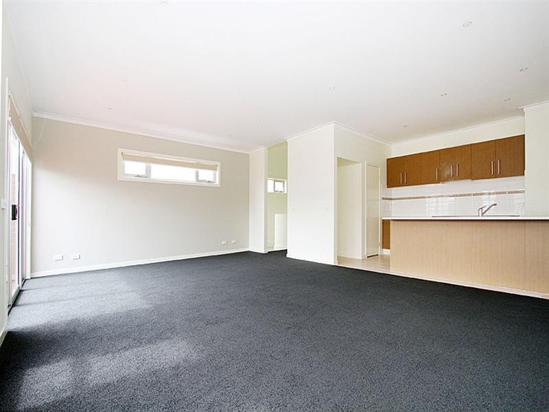 8 Jarrah Place, Craigieburn VIC 3064