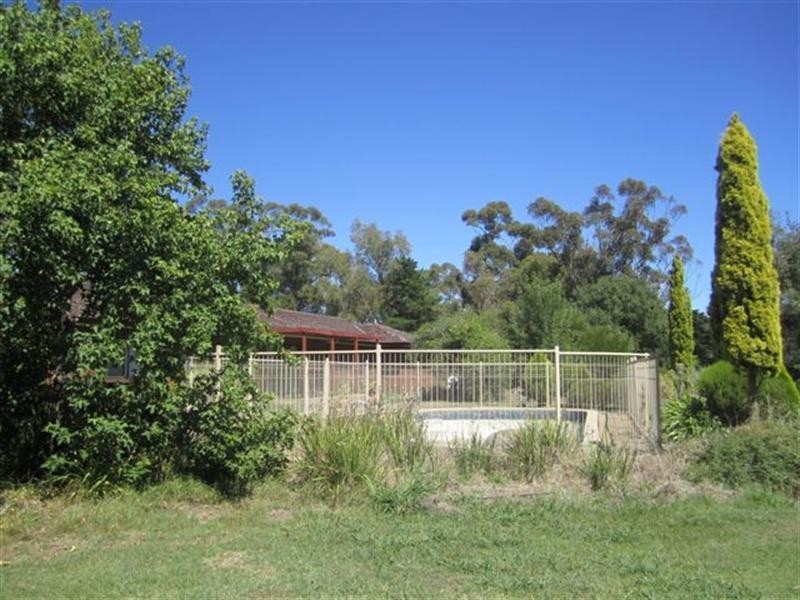 45 Parkland Crescent, Mickleham VIC 3064