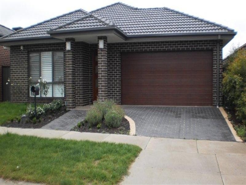 24 Brummel Street, Craigieburn VIC 3064