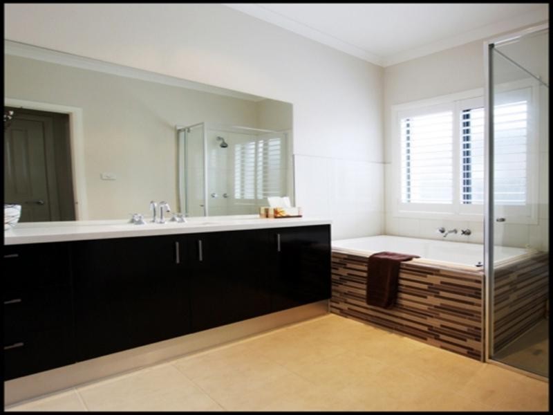 24 Brummel Street, Craigieburn VIC 3064