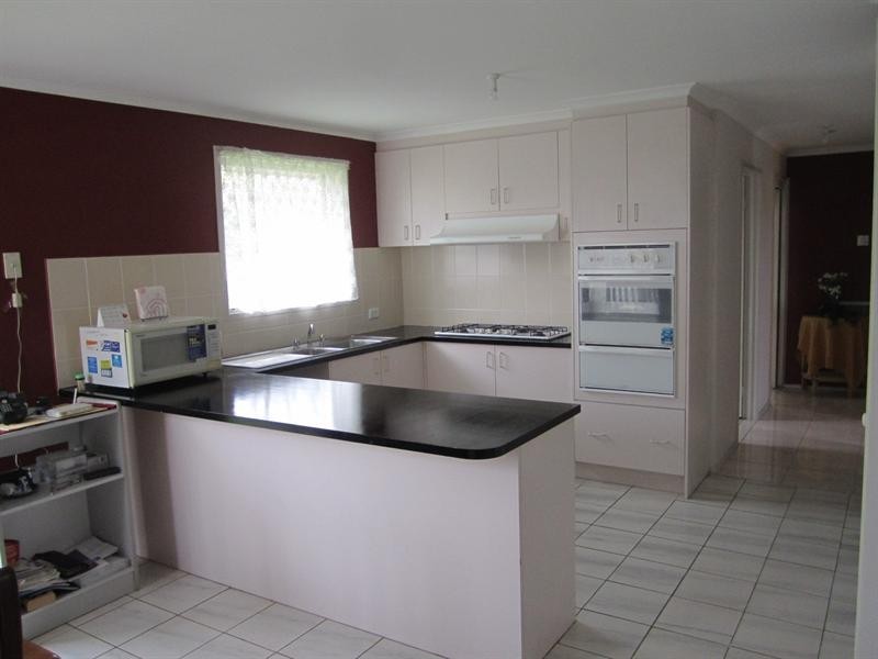 170 Hothlyn Drive, Craigieburn VIC 3064
