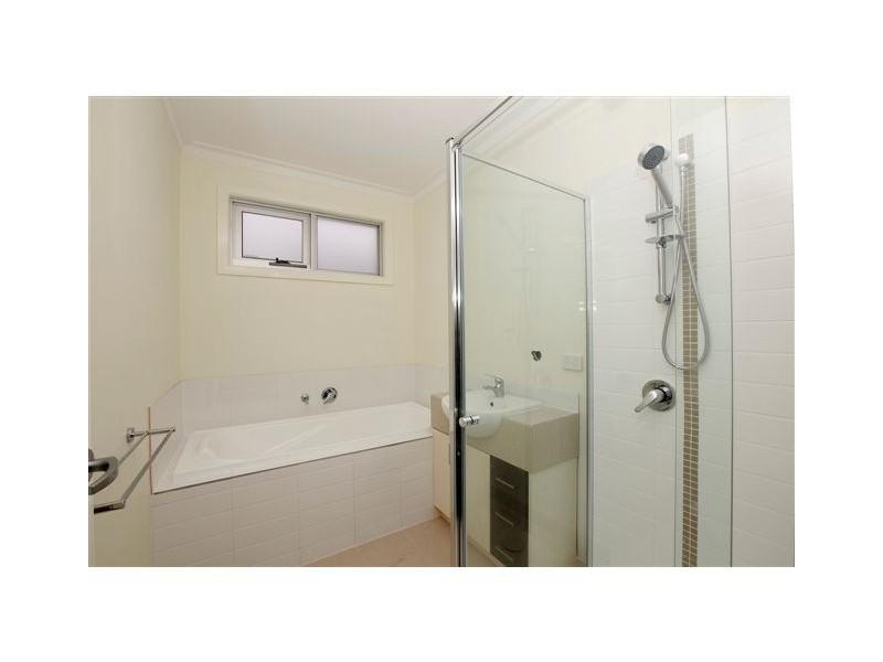 6 Jarrah Place, Craigieburn VIC 3064