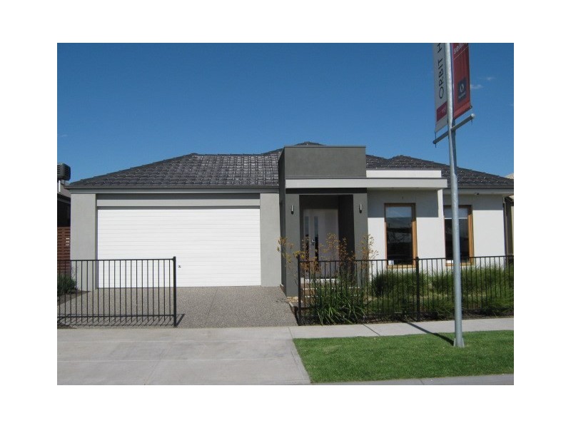 25 Hedges Street, Craigieburn VIC 3064
